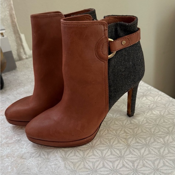 ANTONIO MELANI Brown and Gray Heeled Boots Size 7.5 mt52 - Picture 1 of 8